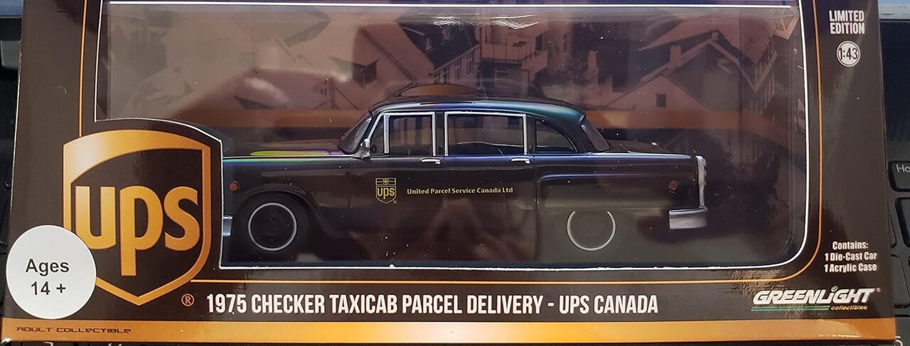 Checker Checker Taxicab UPS 1975 - 1:43 - Greenlight Checker Checker Taxicab UPS 1975 - 1:43 - Greenlight
