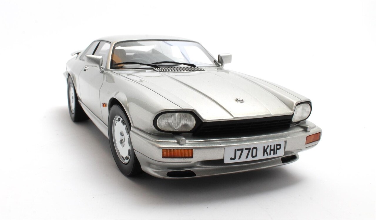 Jaguar Jaguar XJR-S 1993 - 1:18 - Cult Scale Models Jaguar Jaguar XJR-S 1993 - 1:18 - Cult Scale Models