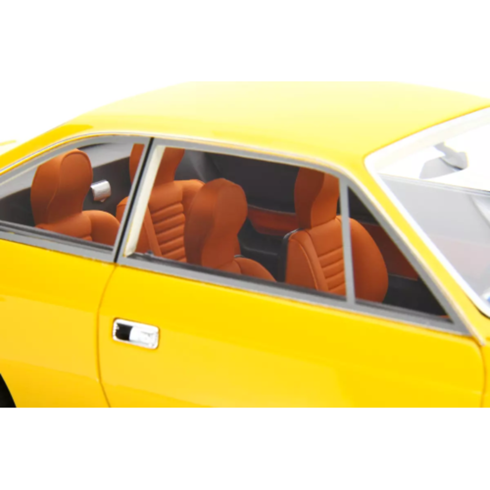 Lancia Lancia Beta Coupe 1973 - 1:18 - Laudoracing - Model Lancia Lancia Beta Coupe 1973 - 1:18 - Laudoracing - Model