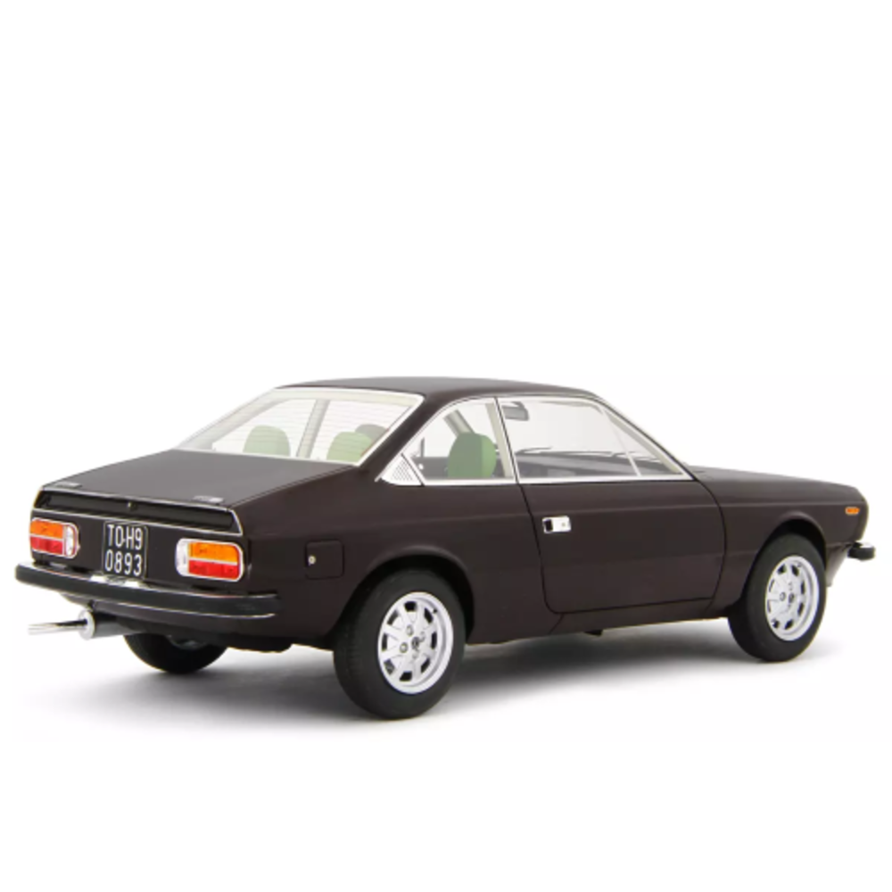 Lancia Lancia Beta Coupe 1973 - 1:18 - Laudoracing - Model Lancia Lancia Beta Coupe 1973 - 1:18 - Laudoracing - Model