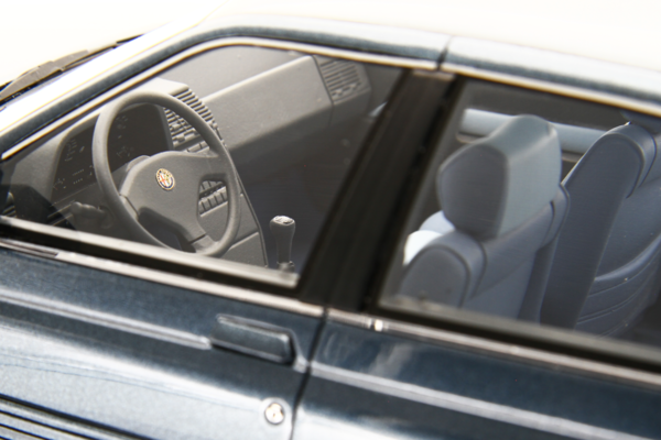 Alfa Romeo Alfa Romeo 164 2.0i Twin Spark 1987 - 1:18 - Laudoracing - Model