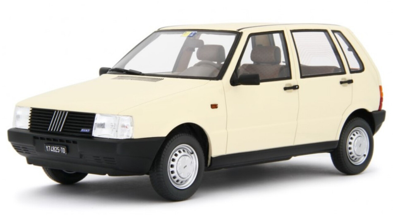 Fiat Fiat Uno 55S 1983 - 1:18 - Laudoracing - Model