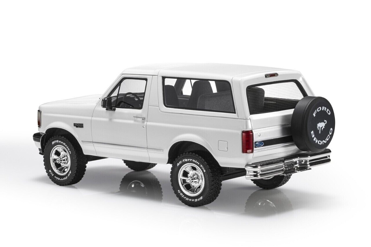 Ford Ford Bronco 1992 - 1:18 - LS Collectibles