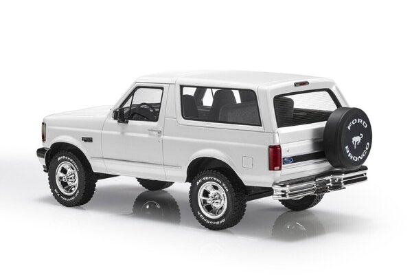 Ford Ford Bronco 1992 - 1:18 - LS Collectibles
