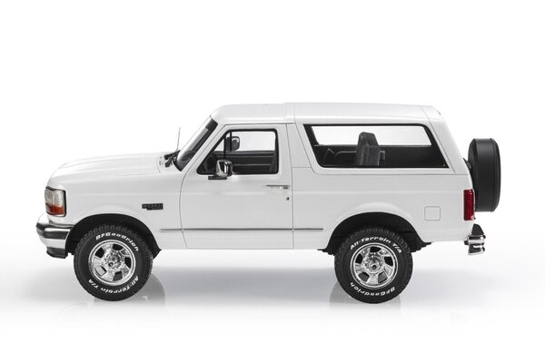 Ford Ford Bronco 1992 - 1:18 - LS Collectibles