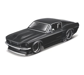 Ford Ford Mustang GT 1967 (Kit) - 1:24 - Maisto Ford Ford Mustang GT 1967 (Kit) - 1:24 - Maisto