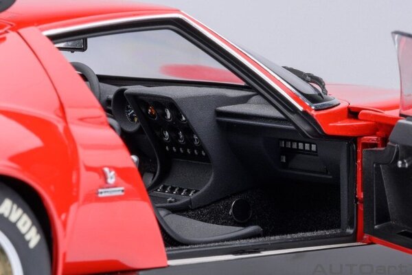 Lamborghini Lamborghini Miura SVR 'Jota' - 1:18 - AUTOart