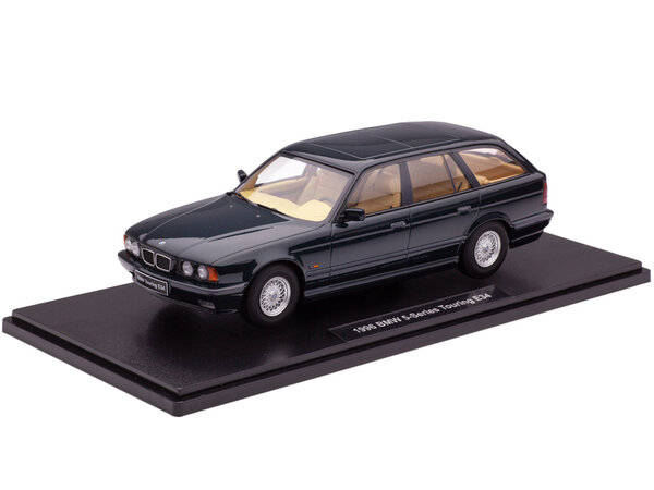 BMW BMW 5-Series Touring E34 1996 - 1:18 - Triple 9 Collection BMW BMW 5-Series Touring E34 1996 - 1:18 - Triple 9 Collection