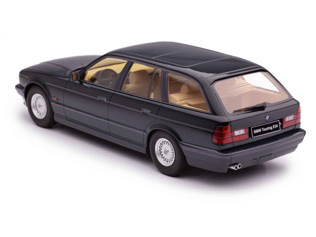 BMW BMW 5-Series Touring E34 1996 - 1:18 - Triple 9 Collection BMW BMW 5-Series Touring E34 1996 - 1:18 - Triple 9 Collection
