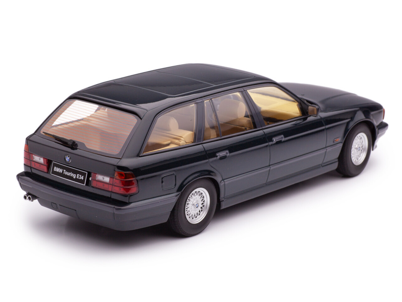 BMW BMW 5-Series Touring E34 1996 - 1:18 - Triple 9 Collection BMW BMW 5-Series Touring E34 1996 - 1:18 - Triple 9 Collection