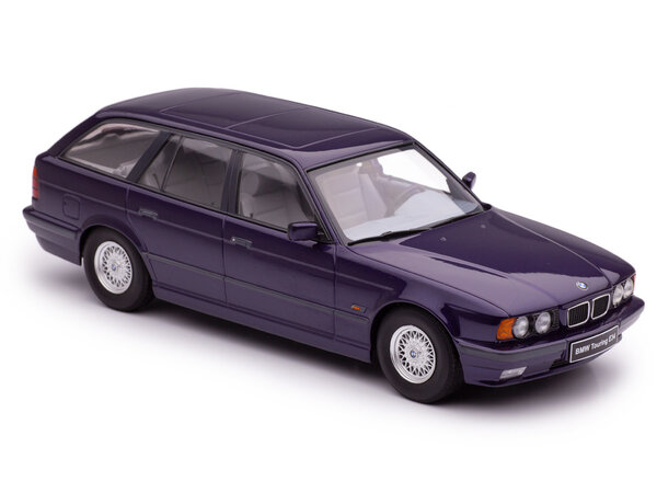 BMW BMW 5-Series Touring E34 1996 - 1:18 - Triple 9 Collection BMW BMW 5-Series Touring E34 1996 - 1:18 - Triple 9 Collection