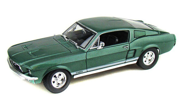 Ford Ford Mustang GTA Fastback 1967 - 1:18 - Maisto