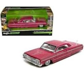 Chevrolet Chevrolet Impala SS 1964 Lowrider - 1:24 - Maisto Chevrolet Chevrolet Impala SS 1964 Lowrider - 1:24 - Maisto