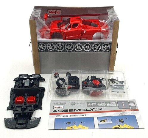 Ferrari Ferrari Enzo Prepainted 'Metal Modelkit' - 1:24 - Maisto Ferrari Ferrari Enzo Prepainted 'Metal Modelkit' - 1:24 - Maisto