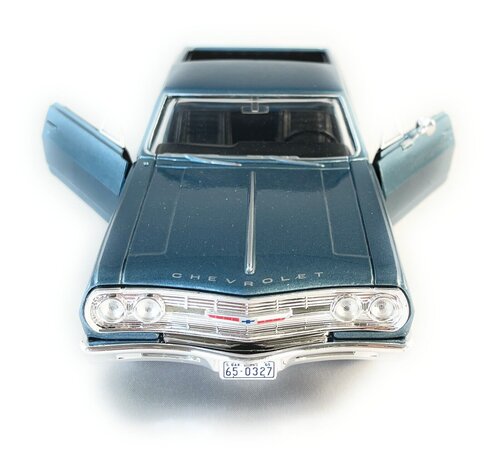 Chevrolet Chevrolet El Camino Pick Up Custom 1965 - 1:25 - Maisto