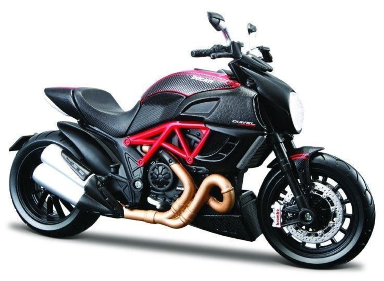 Ducati Ducati Diavel Carbon 2011 'Modelkit' - 1:12 - Maisto Ducati Ducati Diavel Carbon 2011 'Modelkit' - 1:12 - Maisto