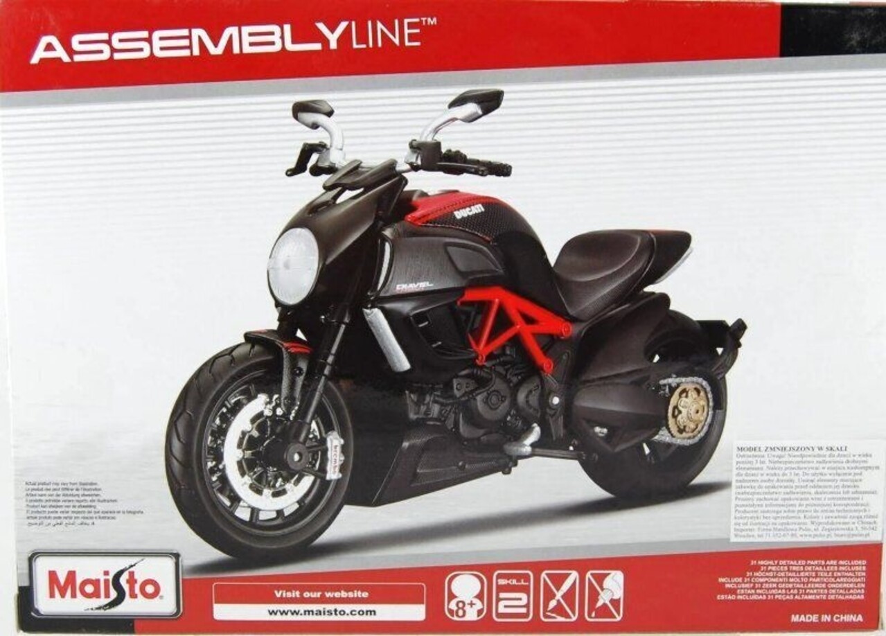 Ducati Ducati Diavel Carbon 2011 'Modelkit' - 1:12 - Maisto Ducati Ducati Diavel Carbon 2011 'Modelkit' - 1:12 - Maisto