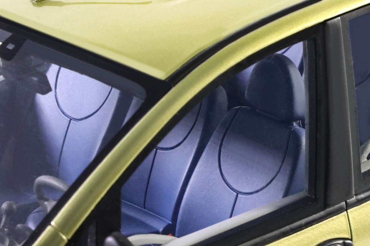 Fiat Fiat Multipla 2000 - 1:18 - Otto Mobile Models Fiat Fiat Multipla 2000 - 1:18 - Otto Mobile Models