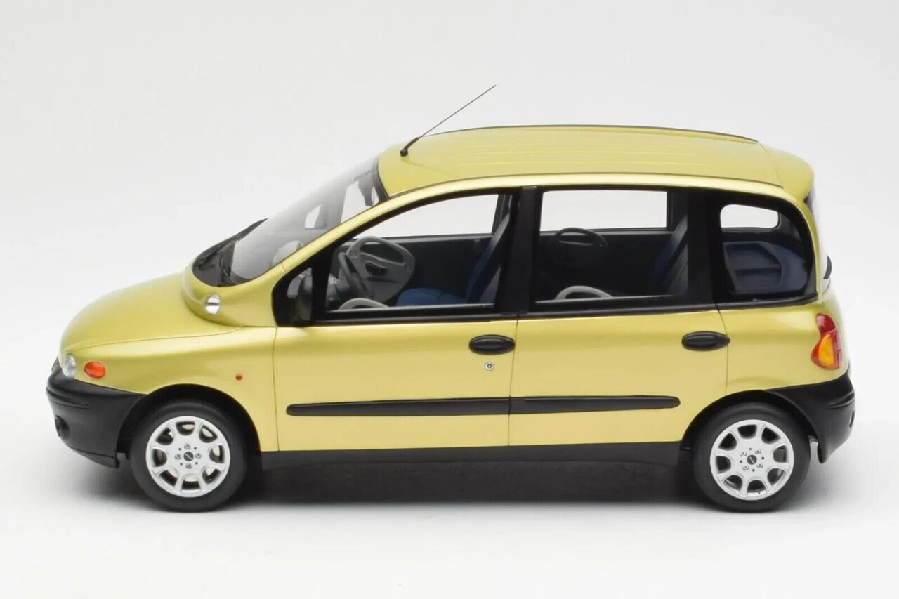 Fiat Fiat Multipla 2000 - 1:18 - Otto Mobile Models Fiat Fiat Multipla 2000 - 1:18 - Otto Mobile Models