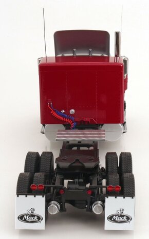 Mack Mack RL700L Tractor 6x4 1974 - 1:18 - Road Kings Mack Mack RL700L Tractor 6x4 1974 - 1:18 - Road Kings