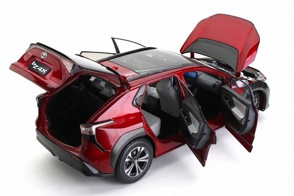 Toyota Toyota Bz4X 100% Electric AWD SUV 2022 -1:18 - Sun Star Toyota Toyota Bz4X 100% Electric AWD SUV 2022 -1:18 - Sun Star