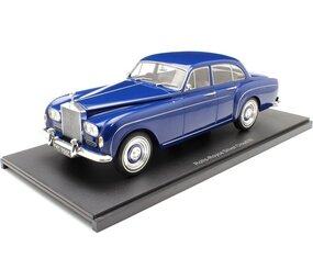 Rolls-Royce Rolls-Royce Silver Cloud III - 1:18 - Modelcar Group Rolls-Royce Rolls-Royce Silver Cloud III - 1:18 - Modelcar Group