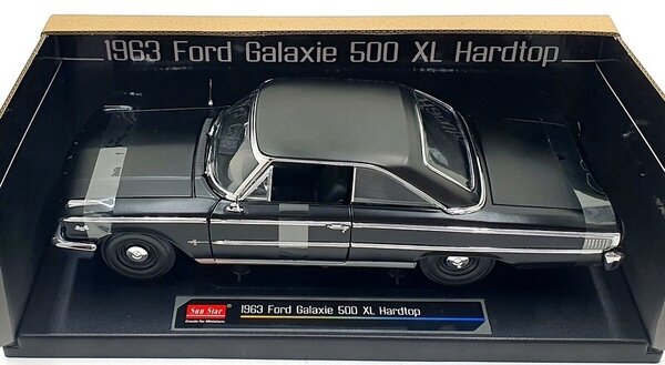 Ford Ford Galaxie 500 XL Hardtop (USA) 1963 - 1:18 - Sun Star Ford Ford Galaxie 500 XL Hardtop (USA) 1963 - 1:18 - Sun Star