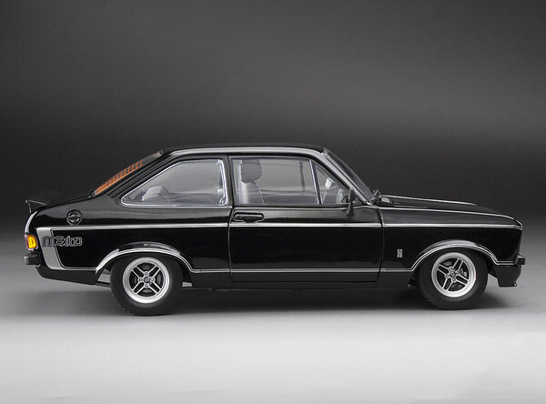Ford Ford Escort MKII RS (RHD) Mexico 1976 - 1:18 - Sun Star Ford Ford Escort MKII RS (RHD) Mexico 1976 - 1:18 - Sun Star