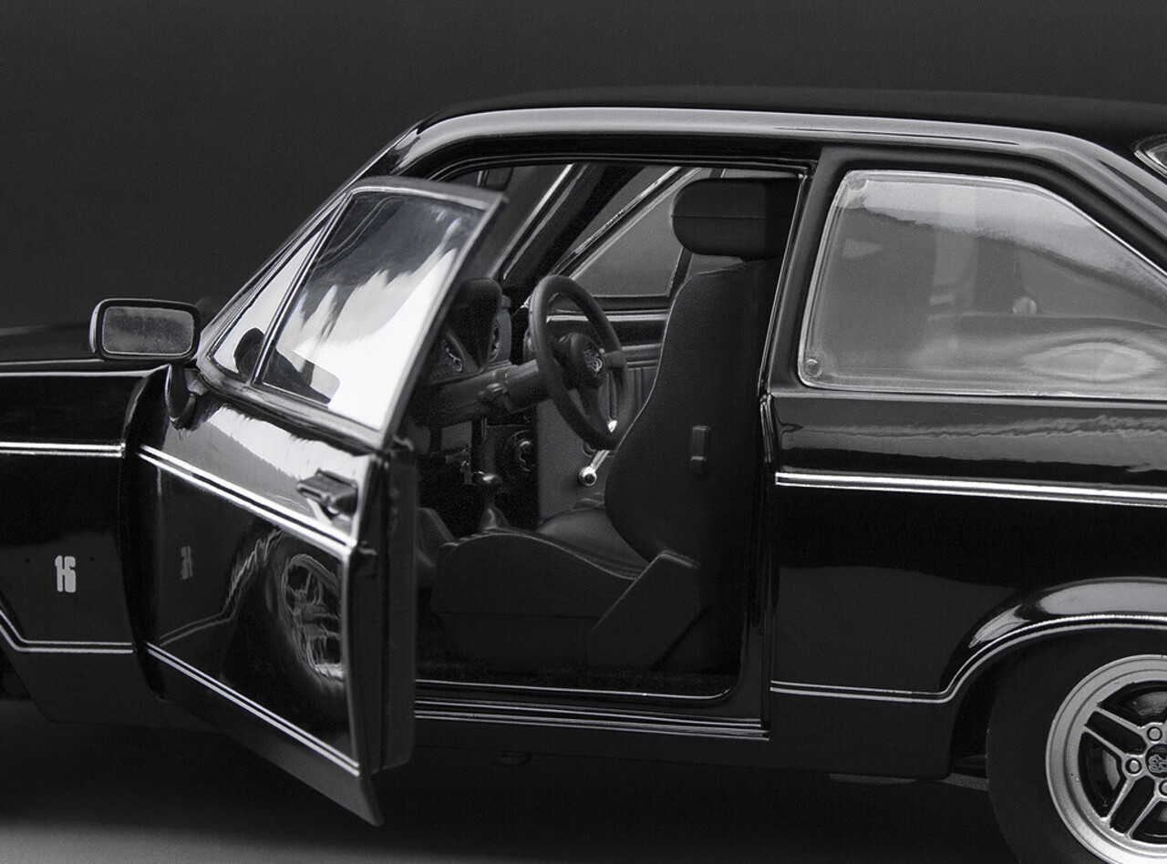 Ford Ford Escort MKII RS (RHD) Mexico 1976 - 1:18 - Sun Star Ford Ford Escort MKII RS (RHD) Mexico 1976 - 1:18 - Sun Star