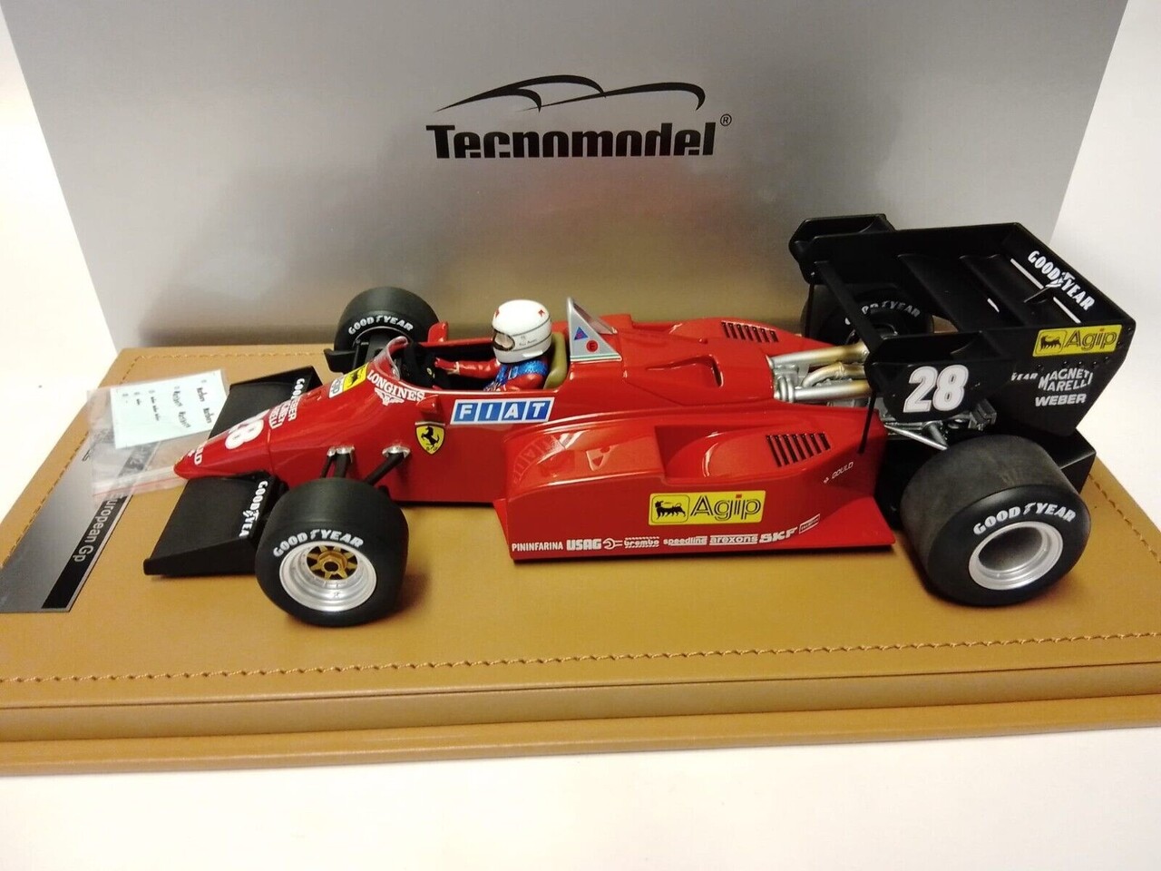 Formule 1 Ferrari 126 C4-M2 #27 2nd GP Europe 1984 + Driver - 1:18 - Tecnomodel Mythos Formule 1 Ferrari 126 C4-M2 #27 2nd GP Europe 1984 + Driver - 1:18 - Tecnomodel Mythos