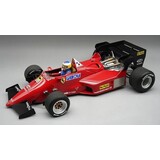 Formule 1 Ferrari 126 C4-M2 Presentation 1984 + Driver - 1:18 - Tecnomodel Mythos Formule 1 Ferrari 126 C4-M2 Presentation 1984 + Driver - 1:18 - Tecnomodel Mythos