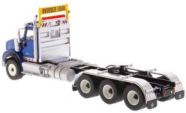 International International HX620 Tridem Tractor - 1:50 - Diecast Masters