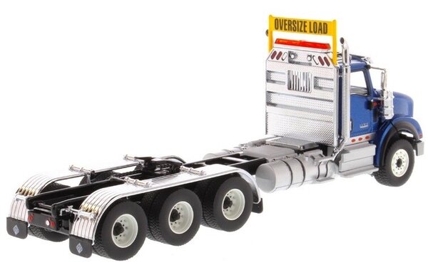 International International HX620 Tridem Tractor - 1:50 - Diecast Masters