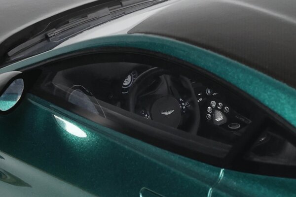 Aston Martin Aston Martin V12 Vantage - 1:18 - GT Spirit Aston Martin Aston Martin V12 Vantage - 1:18 - GT Spirit