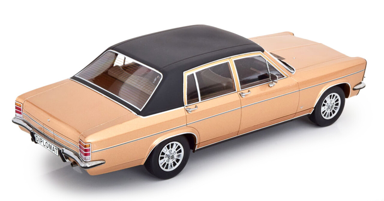 Opel Opel Diplomat B - 1:18 - Modelcar Group Opel Opel Diplomat B - 1:18 - Modelcar Group