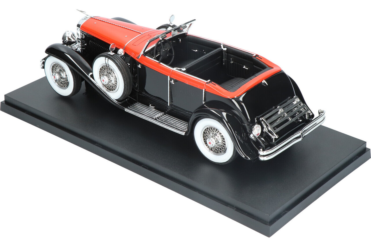 Duesenberg Duesenberg J Riviera Phaeton by Brunn Cabriolet Open 1934 - 1:18 - Matrix Scale Models