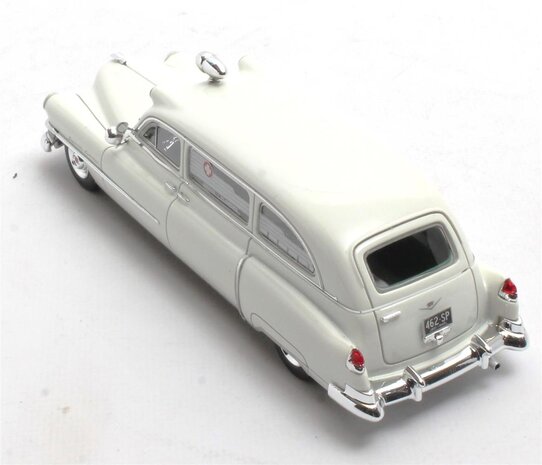 Cadillac Cadillac Superior Ambulance 1951 - 1:43 - Matrix Scale Models Cadillac Cadillac Superior Ambulance 1951 - 1:43 - Matrix Scale Models