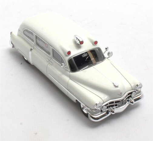 Cadillac Cadillac Superior Ambulance 1951 - 1:43 - Matrix Scale Models Cadillac Cadillac Superior Ambulance 1951 - 1:43 - Matrix Scale Models
