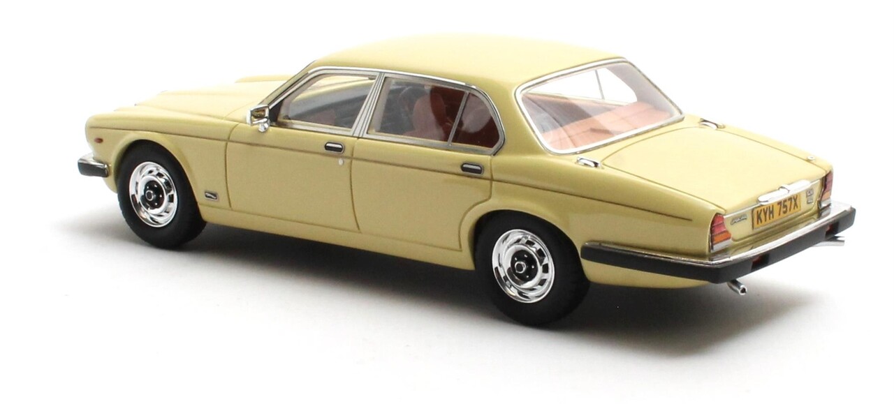 Jaguar Jaguar XJ6 SIII 4.2 1979-1985 - 1:43 - Matrix Scale Models Jaguar Jaguar XJ6 SIII 4.2 1979-1985 - 1:43 - Matrix Scale Models