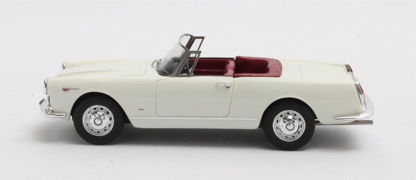 Alfa Romeo Alfa Romeo 2600 Spider Cabriolet Open 1962-1965 - 1:43 - Matrix Scale Models