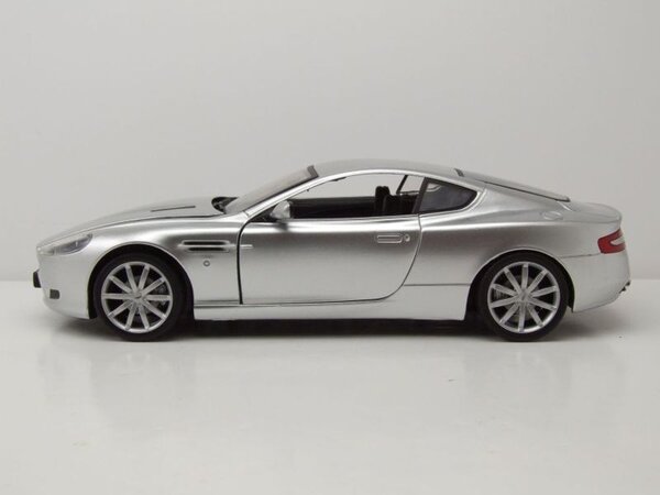 Aston Martin Aston Martin DB9 2005 - 1:18 - Motor Max