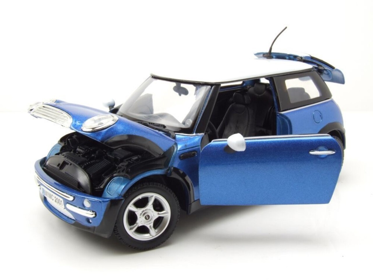 Morris Mini Cooper 2001  - 1:18 - Motor Max