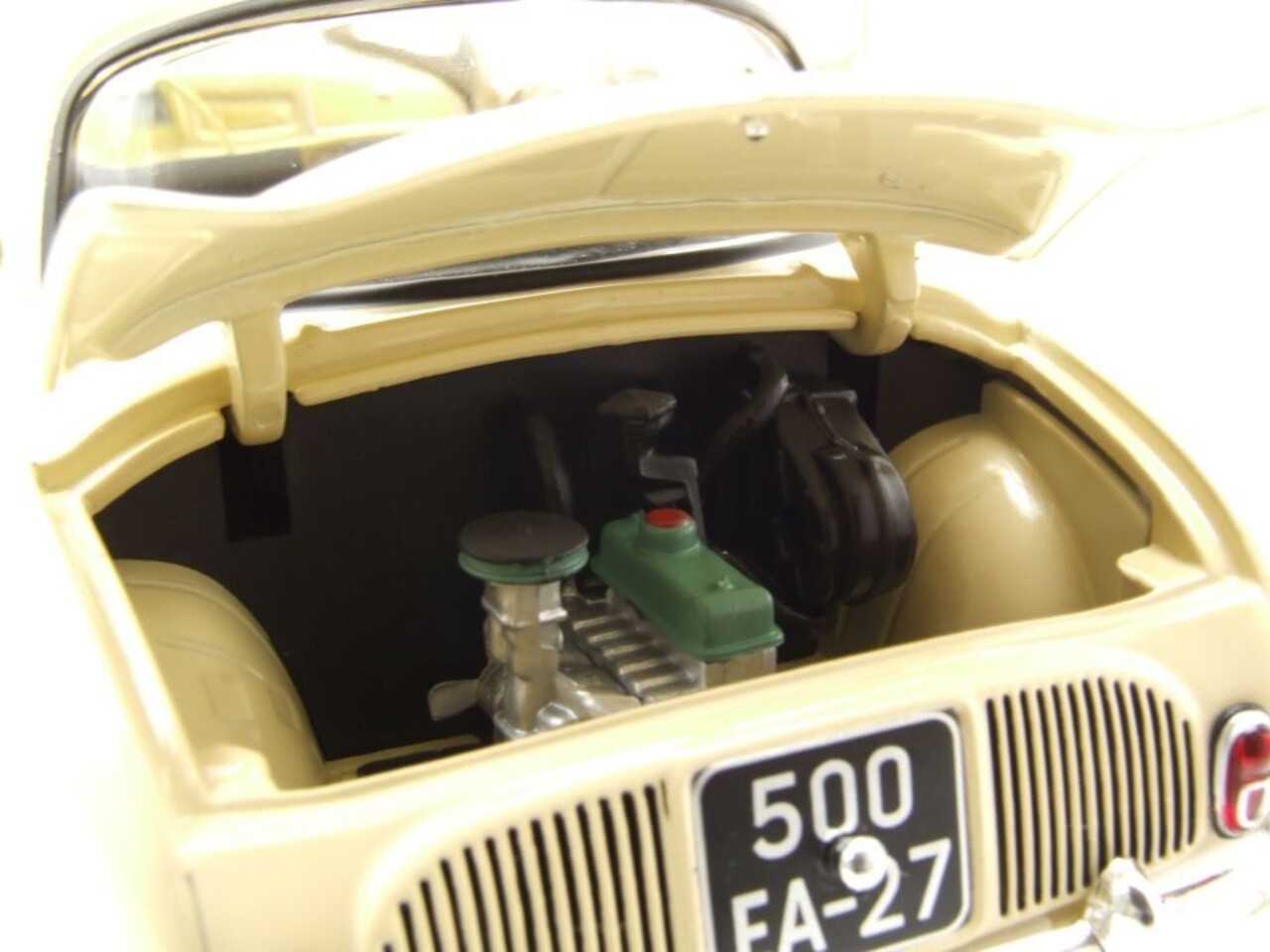 Renault Renault Dauphine 1958 - 1:18 - Norev