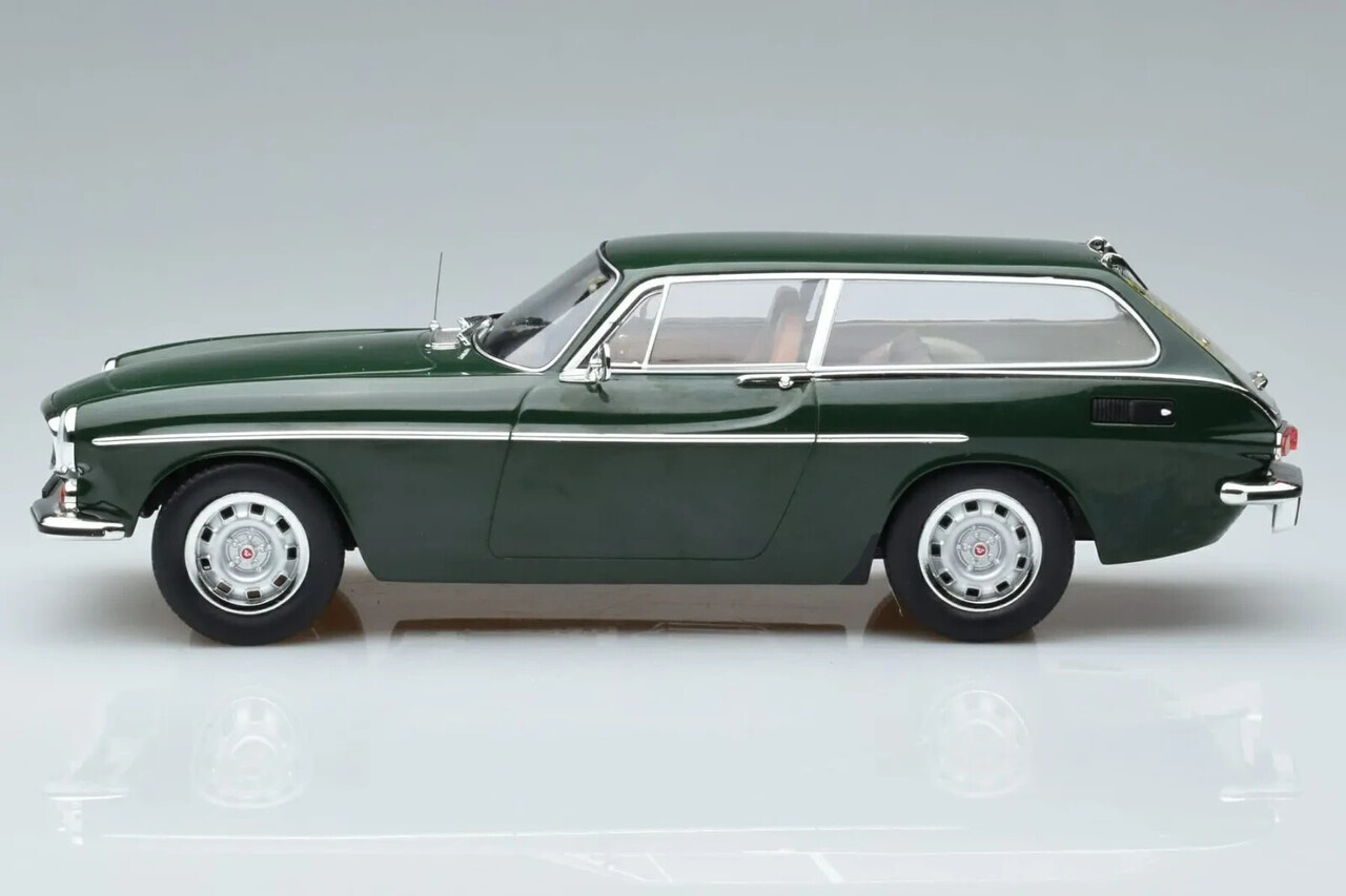 Volvo Volvo 1800 ES 1973 - 1:18 - Norev Volvo Volvo 1800 ES 1973 - 1:18 - Norev