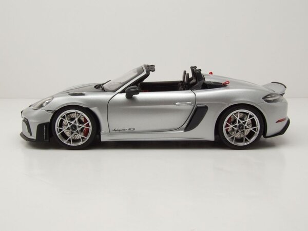 Porsche Porsche 718 Spyder RS Weissach Pack 2023 - 1:18 - Norev Porsche Porsche 718 Spyder RS Weissach Pack 2023 - 1:18 - Norev