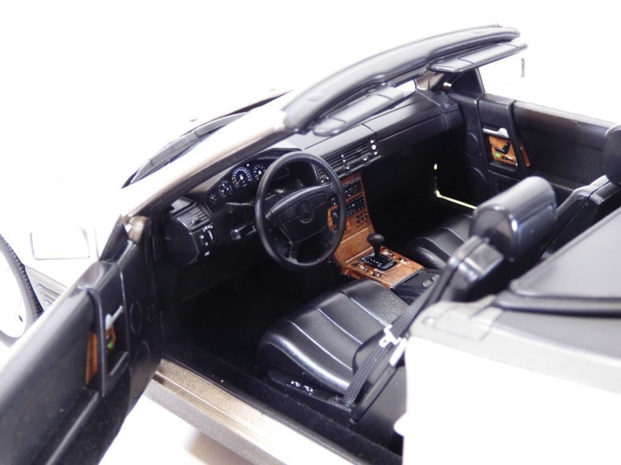 Mercedes-Benz Mercedes-Benz 500 SL 1989  - 1:18 - Norev