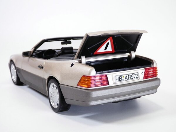 Mercedes-Benz Mercedes-Benz 500 SL 1989  - 1:18 - Norev