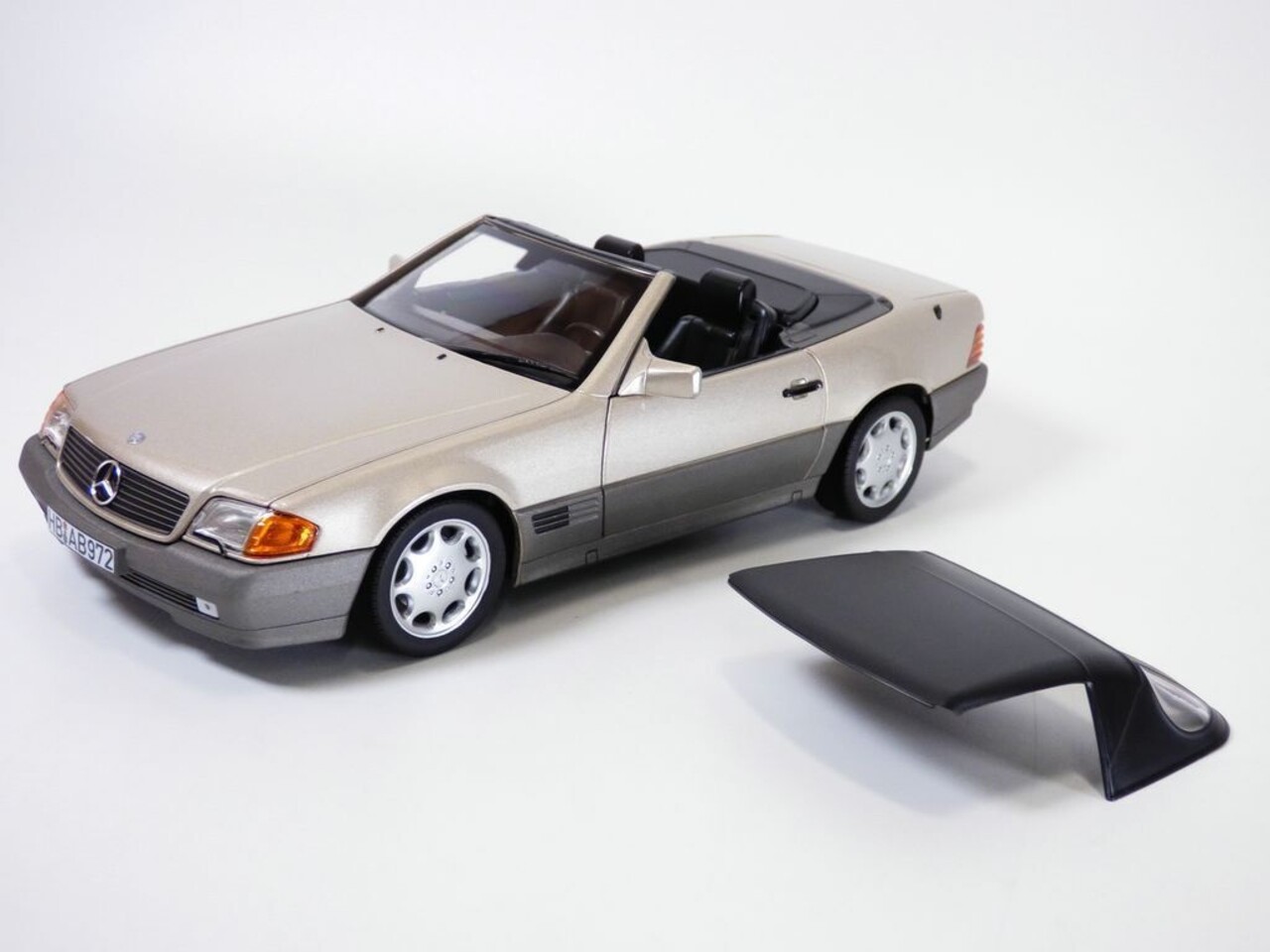 Mercedes-Benz Mercedes-Benz 500 SL 1989  - 1:18 - Norev