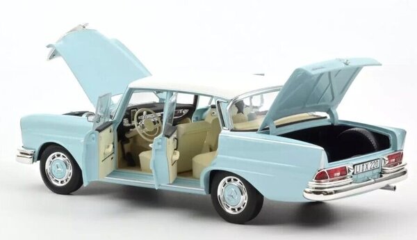Mercedes-Benz Mercedes-Benz 220 S 1965 - 1:18 - Norev Mercedes-Benz Mercedes-Benz 220 S 1965 - 1:18 - Norev