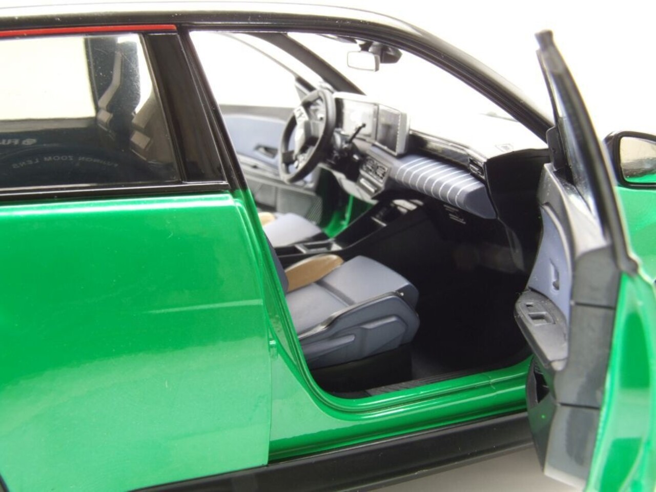 Renault Renault 5 E-Tech 100% Electric 2024 - 1:18 - Norev